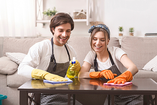 【体験談】夫婦円満の秘訣はコレ！夫婦の時間は何して過ごす？「ある」「ない」意見を紹介