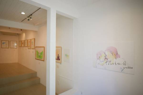 まるで映画のような感動を覚える絵画個展！ままのて連載中yukkoさんの初の個展訪問レポ