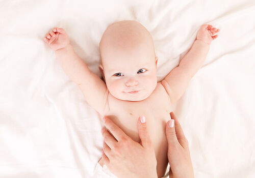 メンタルリープとは？赤ちゃんが寝ない悩みの糸口 計算方法や時期、期間はどのくらい？症状や対処法も解説！