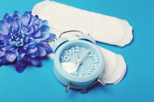 生理が1週間遅れる原因は？ストレスかも？妊娠の可能性をチェック！