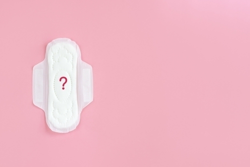 生理が1週間遅れる原因は？ストレスかも？妊娠の可能性をチェック！