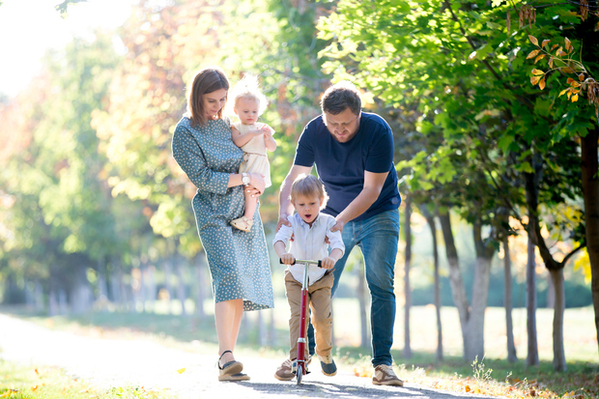 2025年4月から新たな育児支援制度も！育児短時間勤務はいつまで？条件・時間・給料・終了のタイミングは？