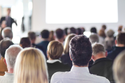 PTA役員の種類や仕事内容や決め方は？断り方は？【体験談】総会の服装や挨拶、免除規定など