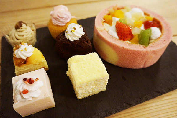 ひなまつりらしいスイーツが欲しい！準備不足さんはミニストップで間に合うかも！