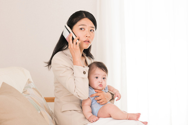 【ワーママあるある】子どもの急病で休むとき 会社にどこまで説明する？