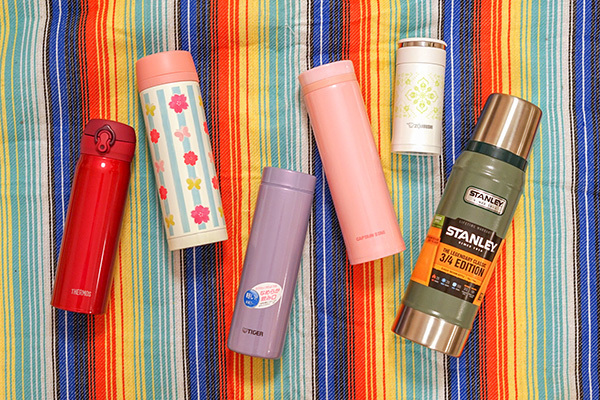 サーモス・象印・タイガーetc…6社の水筒の保冷力対決！ 1位は？