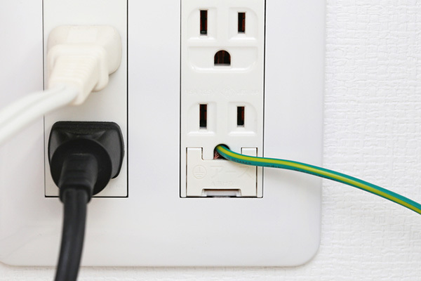 電子レンジの設置などで付ける アースってどんな役割？