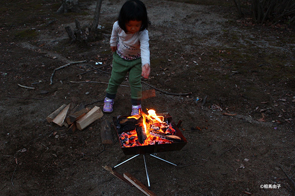 道具は4つだけ！冬だからこそ楽しいアウトドア「焚き火」の始め方