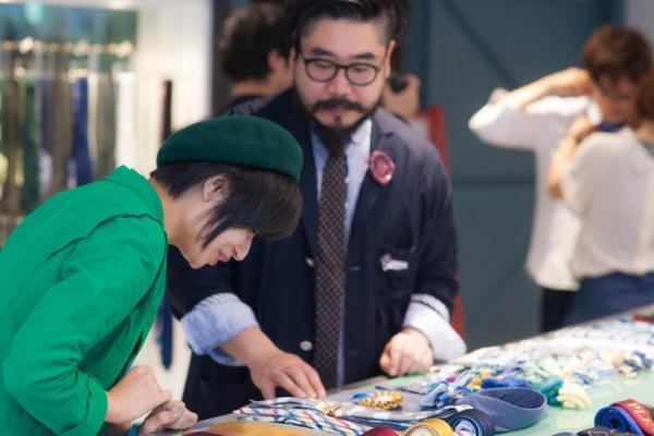 父の日のプレゼントにいつもと違ったネクタイはいかが?　前編