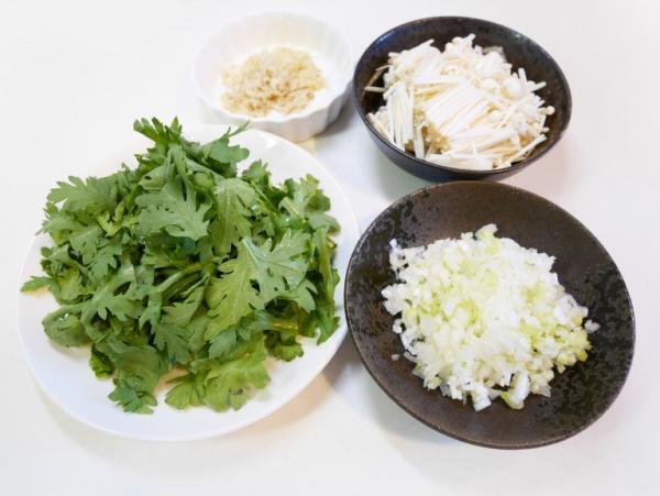 【風邪予防＆症状改善に】餃子の皮で、包まないエスニック風ワンタンスープ