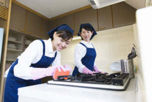 共働き夫婦の「家事代行」活用術!　家事のアウトソースは家庭を救う?