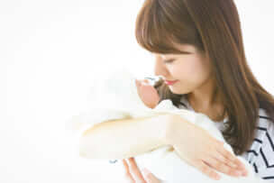 出産手当金で受け取れる金額の計算方法【2018年現在】