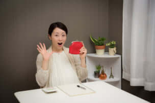 出産育児一時金を申請しよう!　申請の条件や受給方式別の申請方法