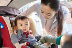 お子様とのおでかけの必需品!　チャイルドシートのレンタル事情をチェック