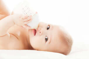 粉ミルクの無料サンプルに応募!　試供品で赤ちゃんにあったミルクを探す