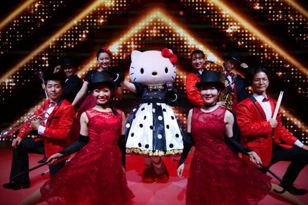 HELLO KITTY SHOW BOX 季節ごとにテーマが変わるジャズバンドショー 『HELLO KITTY CRYSTAL PARTY』10月7日開演　～10月は‟ハロウィン&rdquo;をテーマにした歌と踊りを披露 ～