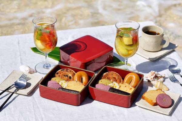 【星のや沖縄】絶景を目の前に優雅にアフタヌーンティーを満喫！「はまうりアフタヌーンティー」を提供開始｜開催期間：2022年3月1日～5月31日