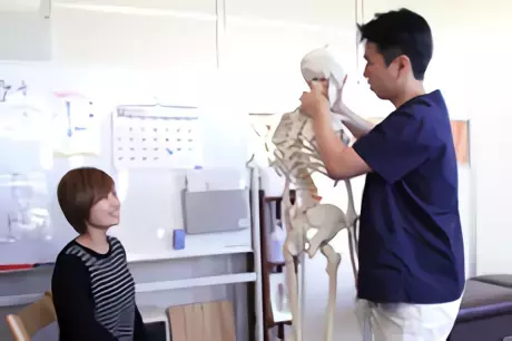 年中無休で予約不要！子供からお年寄りまで利用できる『国立駅前カイロプラクティック整体院』の情報を駅チカドットコムで公開