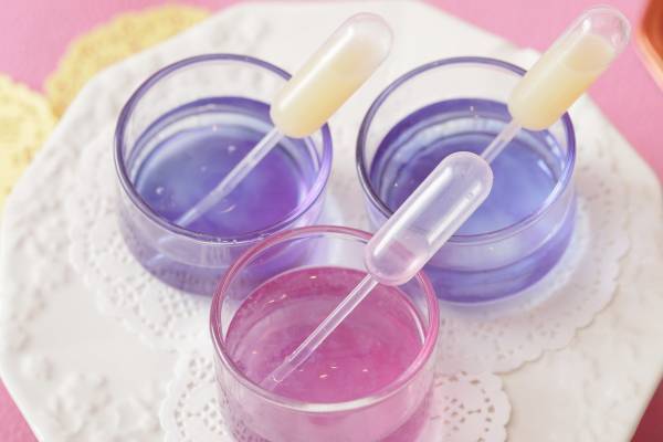 話題のバービー新商品体験や、キッズパティシエ体験などお子様が嬉しいイベント付き ファッションドール「バービー」とコラボレーションした料理やスイーツが食べ放題 『バービーカラーリビール バルーンパーティー』