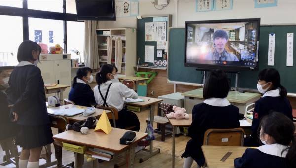 「歩んできた道、進んでいく道　～出会い・ふれあい・夢たんけん～」をテーマにした小学校での交流会に講師として参加　SHIPS