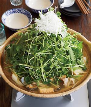 あとは白ごはんさえあれば献立OKのおかず鍋100レシピ！ 素材で引ける鍋図鑑『名もなき平日鍋100』