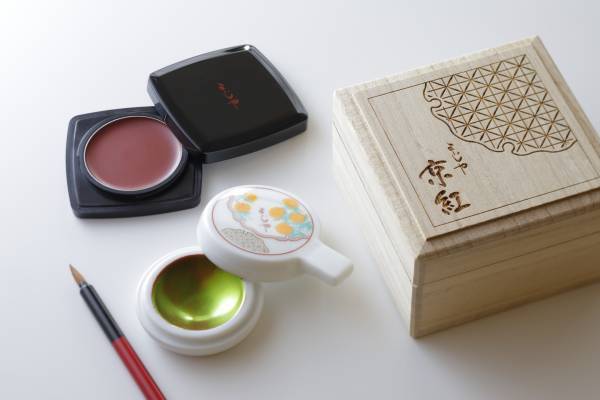 【OMO by 星野リゾート　京都3施設】都市観光ホテル「OMO」&times;京都の老舗ブランド「よーじや」の共同企画 卒業旅行プラン「OMOの卒たび～京都べっぴん旅～」販売｜期間：2021年12月1日〜2022年6月30日／販売施設：OMO5京都祇園、OMO3京都東寺、OMO5京都三条