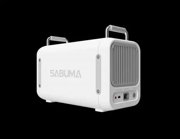 【キャンプや防災に】とても美しく機能的な大容量ポータブル電源SABUMA世界デビュー