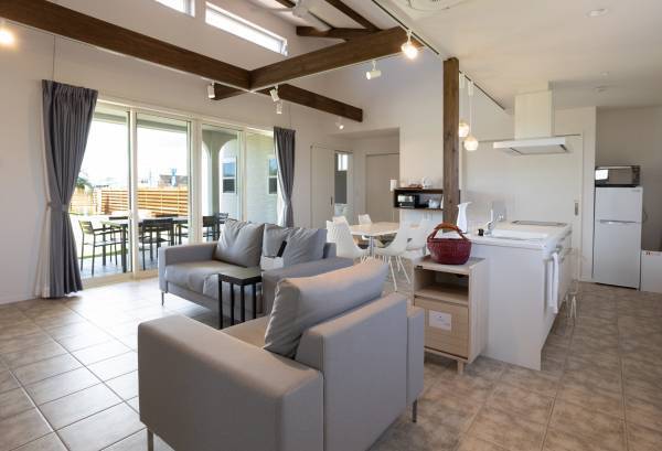 愛犬と泊まれる豪華貸別荘の村？【Asovillage"アソビヴィレッジ"】が2021年8月にOPEN！！！全棟100坪以上天然芝ドッグラン！九十九里浜の海岸沿い！