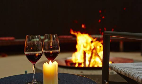 【星のや富士】焚き火を囲み3種の狩猟肉（ジビエ）を味わう「山麓の狩猟肉すき焼き」を冬季限定で提供｜期間：2022年1月8日～2月28日