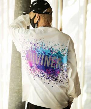 『DIVINER』より、AIR JORDAN 1シリーズからインスパイアされた&rdquo;ロンT&rdquo;が待望の再販決定。今回のテーマは、フランスの名門サッカークラブ「パリ・サンジェルマン」10月2日(土) 受注再開。