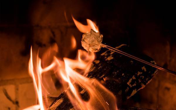 『ミシュランガイド東京 2022』発表。「薪焼 銀座おのでら」が二年連続の一つ星獲得