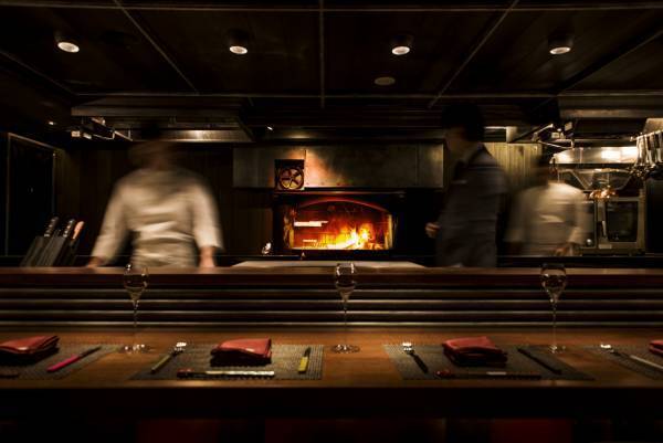 『ミシュランガイド東京 2022』発表。「薪焼 銀座おのでら」が二年連続の一つ星獲得