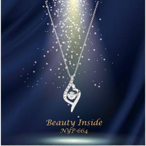 Crossfor New York クリスマスコレクションにMiss World Japan2021ファイナリスト提供モデルの４デザインが登場