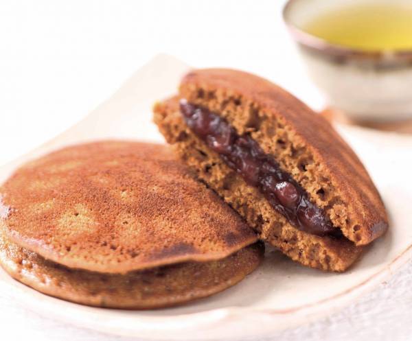 2022年は寅年！年末年始のご挨拶にピッタリな『迎春黒糖虎焼』期間限定発売【 亀屋万年堂 】