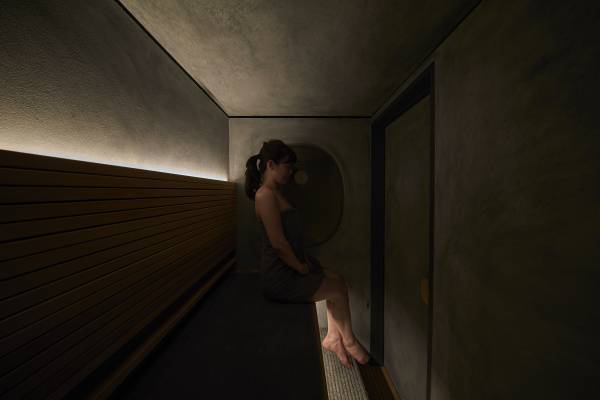 【キャンペーン】癒しの空間ソロサウナ&times;ビタミンC美容液で、肌まで「ととのう」最高の体験を！