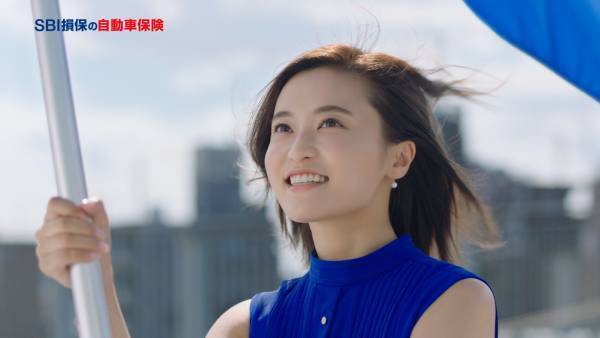 SBI損保、小島瑠璃子さん出演の自動車保険・がん保険 新TVCMオンエア開始のお知らせ