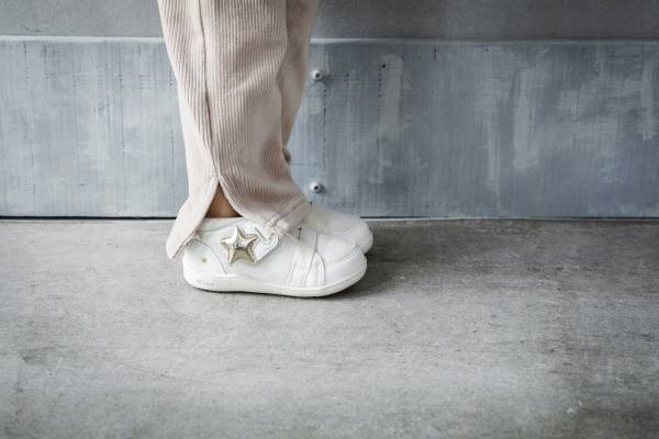 驚きの履かせやすさ！ 子ども靴ブランドIFMEの機能性ベビーシューズ が人気！