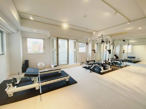 【PEACH GYM×fru:C美容液】美尻づくりに特化！完全パーソナルジムで美ボディ＆美肌をゲットしよう！