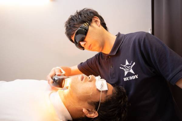 千葉駅から徒歩5分『メンズ脱毛サロンBUDDY(バディ)』は完全個室でVIO脱毛もできる男性専門サロン！駅近ドットコムで情報を公開中