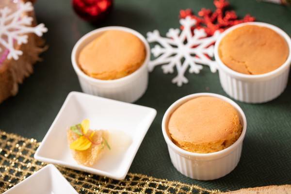 クリスマスオーナメント作りやお子様縁日も楽しめる！ ホテルメイドの約20種類のお料理と専属パティシエ特製のクリスマススイーツをご家族で  『クリスマスファミリーブッフェ』開催