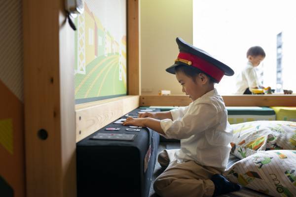 【OMO5東京大塚】都電モチーフな客室「都電ルーム」がリニューアル ～都電ビューも楽しめる～| 宿泊開始日：2021年９月6日