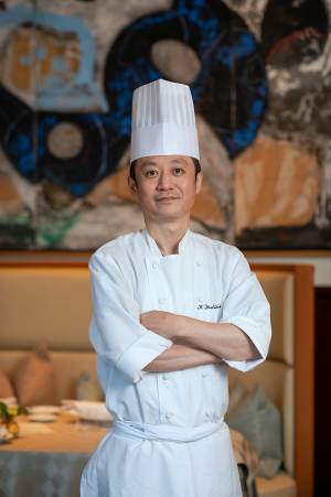 【ひらまつホテル】心躍る美食と温泉でもてなす THE HIRAMATSU HOTELS & RESORTS 仙石原。5周年記念に、歴代人気料理で仕立てた特別コースをお届け。