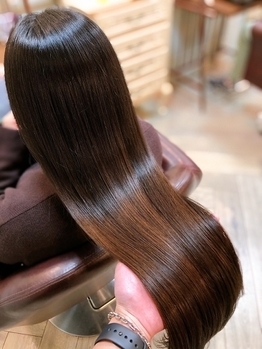 長久手市エリアで唯一！「髪の病院」認定ヘアサロン『Cinq Etoiles』の情報を駅近ドットコムで公開