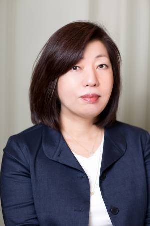 林真理子公式YouTube「マリコ書房」チャンネル登録者数1万人突破！