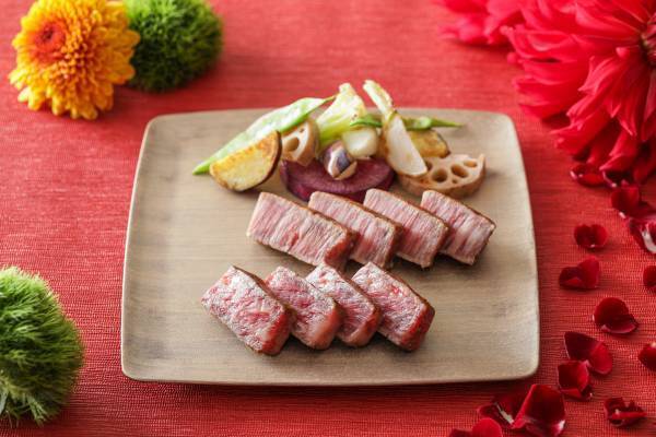 能登牛と黒毛和牛の食べ比べや加賀野菜をつかった贅沢な美食  『能登から愛知へ 春便り～鉄板焼～』 販売