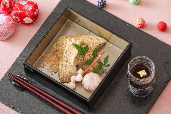 ありがとうの&ldquo;Gift&rdquo;～Winter＆Christmas Fair～冬に旬を迎える厳選食材を升寿し＆手毬寿しに仕立てた『祝手毬・冬～JUNI‐HITOE御膳・弁当～』販売