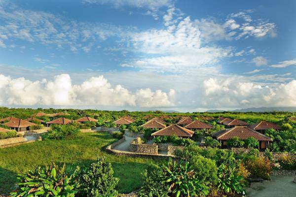 【星のや竹富島】竹富島の伝統作物である「粟」の継承に向けた「粟の脱穀・精穀講習会」実施のご報告 ～「粟豊年プロジェクト」伝統作物の６次産業化への挑戦～