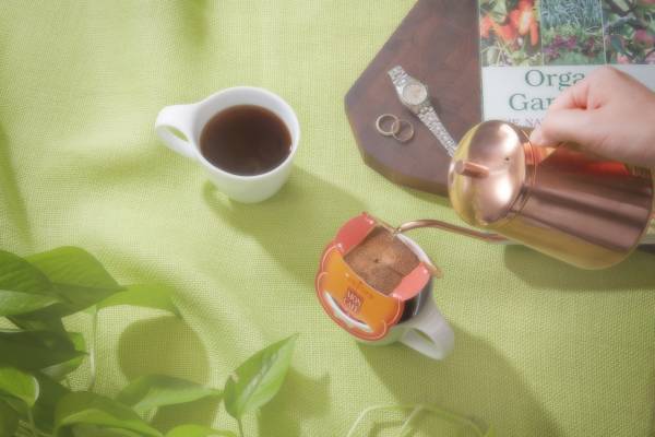 「モンカフェ」がスタイリッシュなデザインに全面リニューアル！