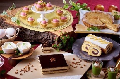 通常30種類のデザートにクリスマス限定6種類の新作デザートが登場！2021年は【大江戸温泉物語 ホテルレオマの森】で温泉クリスマス！