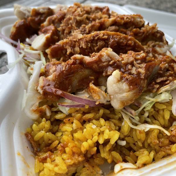 日本&rarr;台湾&rarr;ベトナム経由でたどり着いた味！ 水天宮前に 「アジアン食堂ディエン」がオープン！チキンオーバーライスを台湾とベトナムソースでお楽しみください！